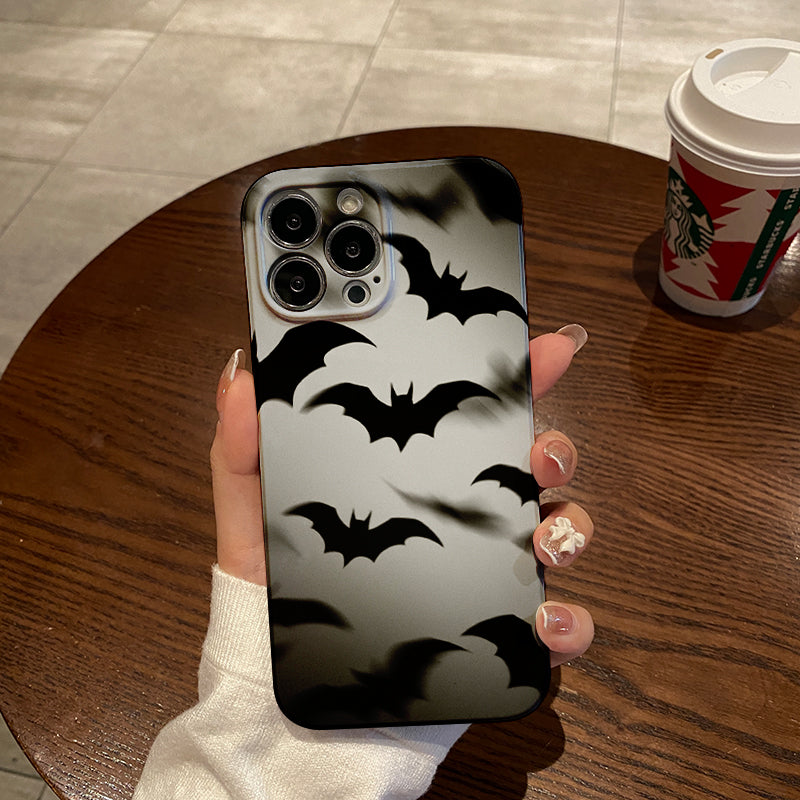 Flying Bats in Black and Whitephone case for iPhone/16/15/14/13/12/141/Plus/Pro/Max Hot sale wholesale customizable pattern cases