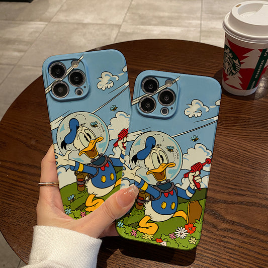 Donald Duck in Adventurous Outfit with Beesphone case for iPhone/16/15/14/13/12/245/Plus/Pro/Max Hot sale wholesale customizable pattern cases