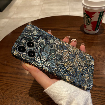 Intricate Blue and Beige Mandala Patternphone case for iPhone/16/15/14/13/12/407/Plus/Pro/Max Hot sale wholesale customizable pattern cases