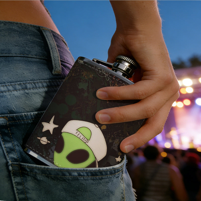 Green alien with star decorations 8oz Flask, Stainless Steel Whiskey Bottle Gift  for Women, Home Kitchen Bar Tools, Gift Box, Holiday Gift, Christmas, Valentine's Day, Girlfriend, Mom, Present