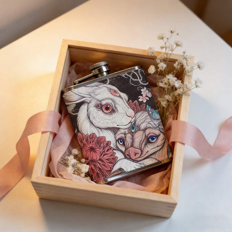 Two fantasy bunnies and floral artwork Stainless Steel Mini Flask - Design for Valentine's Day, Christmas, Father's Day Gifts - Ideal for Him, Dad, Boyfriend (Compact Travel-Ready)