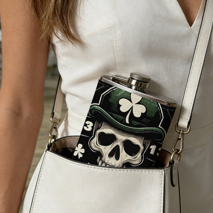Skull with shamrock hat and lucky 13 Stainless Steel Mini Flask - Design for Valentine's Day, Christmas, Father's Day Gifts - Ideal for Him, Dad, Boyfriend (Compact Travel-Ready)