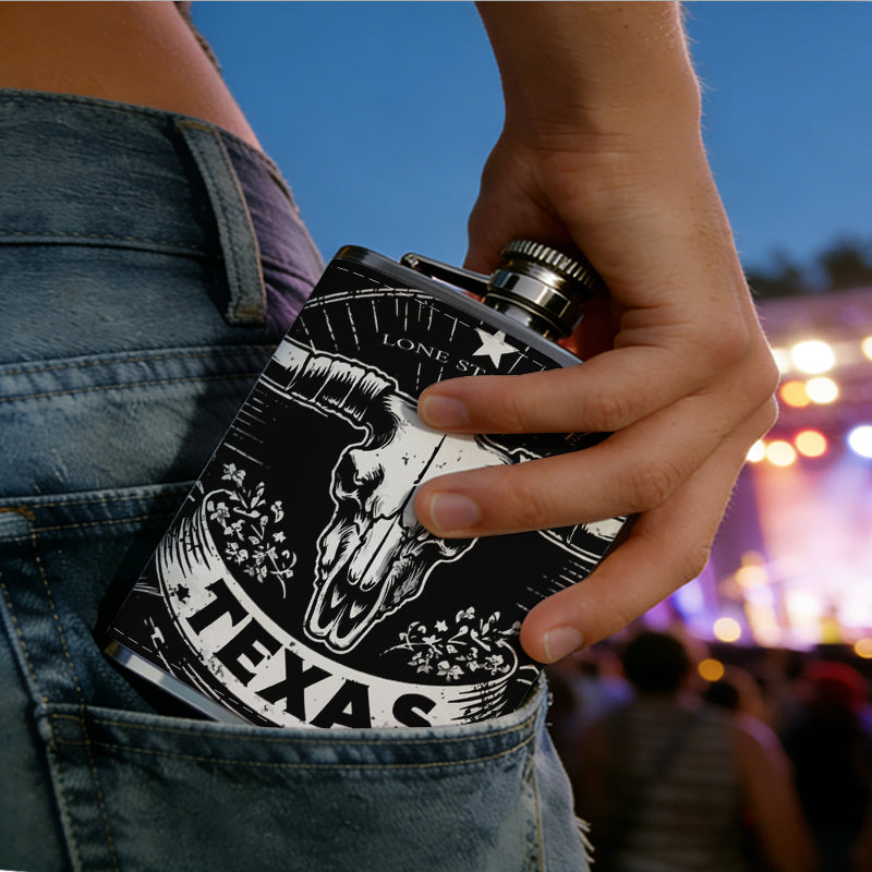 Texas longhorn skull badge Stainless Steel Mini Flask - Design for Valentine's Day, Christmas, Father's Day Gifts - Ideal for Him, Dad, Boyfriend (Compact Travel-Ready)