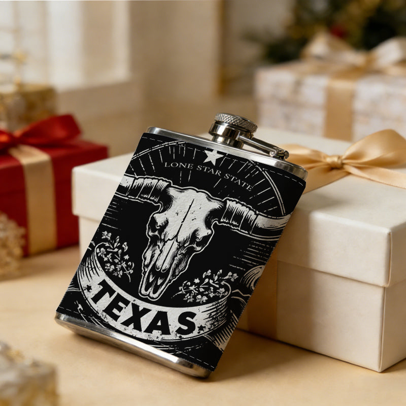 Texas longhorn skull badge Stainless Steel Mini Flask - Design for Valentine's Day, Christmas, Father's Day Gifts - Ideal for Him, Dad, Boyfriend (Compact Travel-Ready)