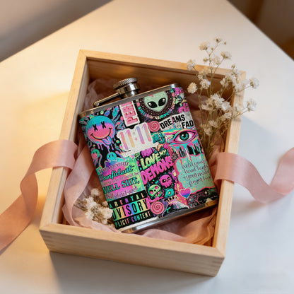 Y2K retro collage with alien and smiley Stainless Steel Mini Flask - Design for Valentine's Day, Christmas, Father's Day Gifts - Ideal for Him, Dad, Boyfriend (Compact Travel-Ready)