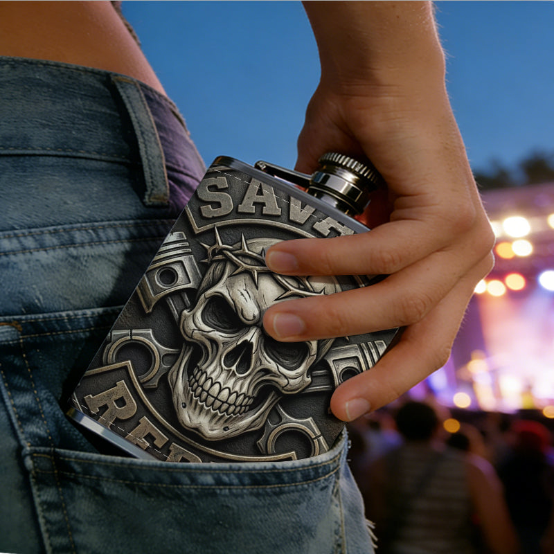 SAVAGE REBEL skull pistons barbed wire badge Stainless Steel Mini Flask - Design for Valentine's Day, Christmas, Father's Day Gifts - Ideal for Him, Dad, Boyfriend (Compact Travel-Ready)