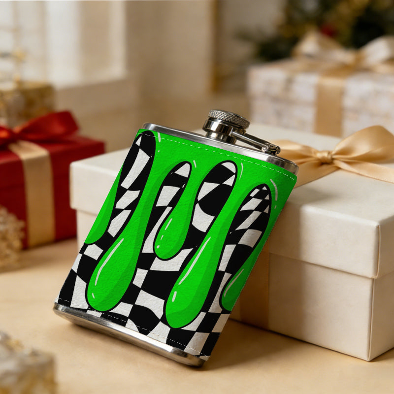 Green slime on checkered background Stainless Steel Mini Flask - Design for Valentine's Day, Christmas, Father's Day Gifts - Ideal for Him, Dad, Boyfriend (Compact Travel-Ready)