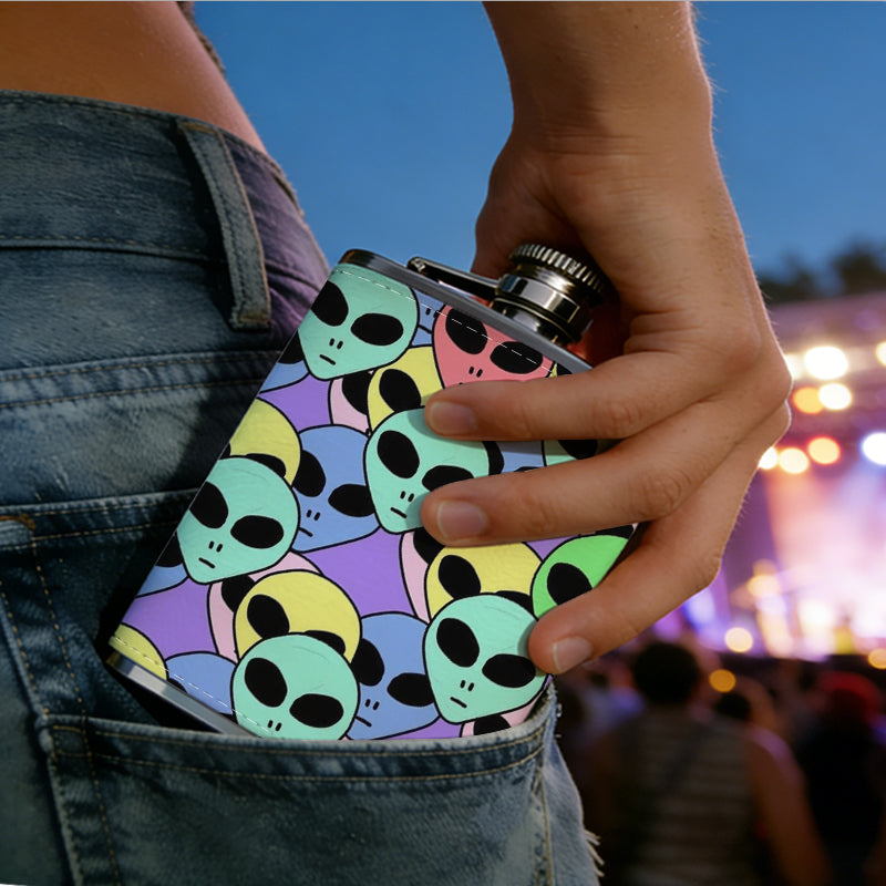 Pattern of colorful alien heads 8oz Portable Stainless Steel Hip Flask - Juice Flask - Perfect Gift - Unique Whiskey Flask for Women, Wine Pot Metal - Ideal stainless steel flask for all outdoor activities