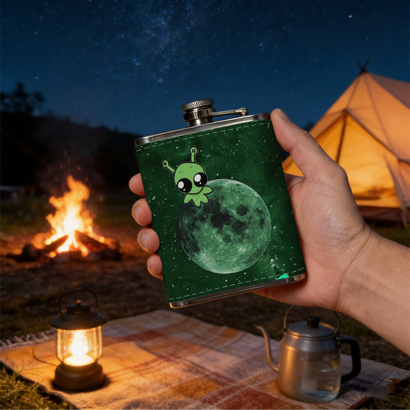 Cartoon bat with stars and moon 8oz Portable Stainless Steel Hip Flask - Juice Flask - Perfect Gift - Unique Whiskey Flask for Women, Wine Pot Metal - Ideal stainless steel flask for all outdoor activities