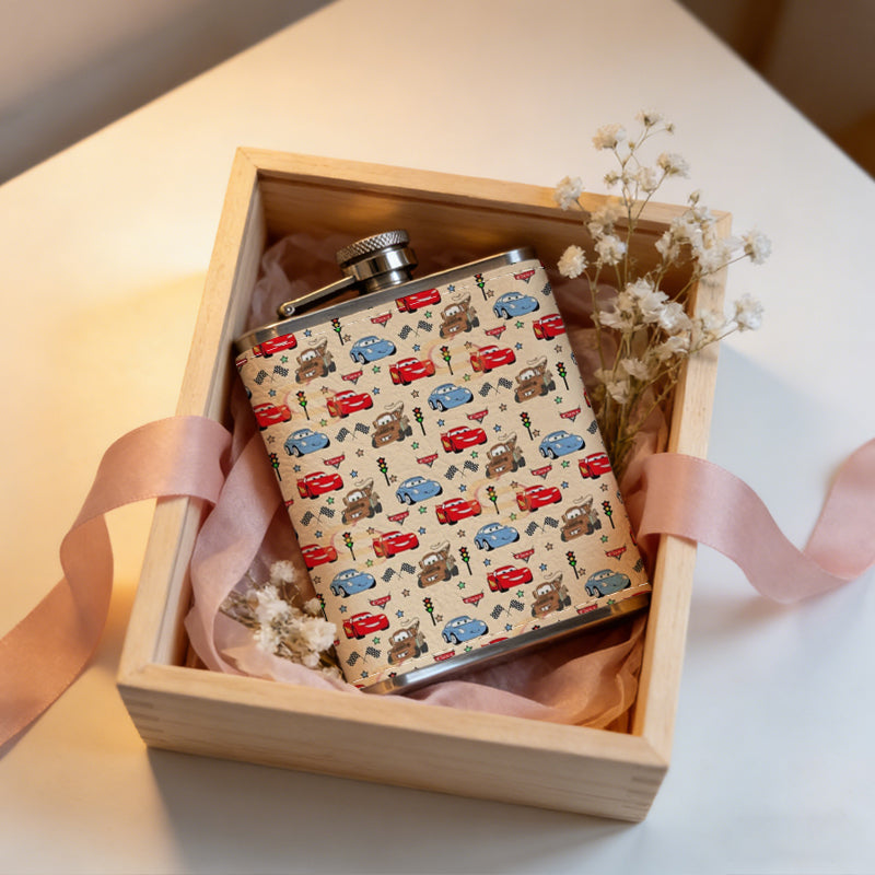 Pattern of repeated vintage colorful cars 8oz Portable Stainless Steel Hip Flask - Juice Flask - Perfect Gift - Unique Whiskey Flask for Women, Wine Pot Metal - Ideal stainless steel flask for all outdoor activities