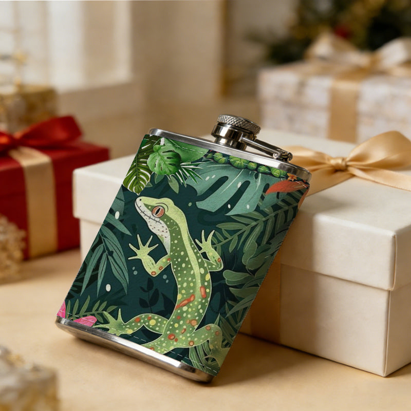 Lizard among tropical plants and flowers 304 Stainless Steel 8oz Hip Flask Portable Leak-Proof Pocket Whiskey Flask for Outdoor Camping Hiking