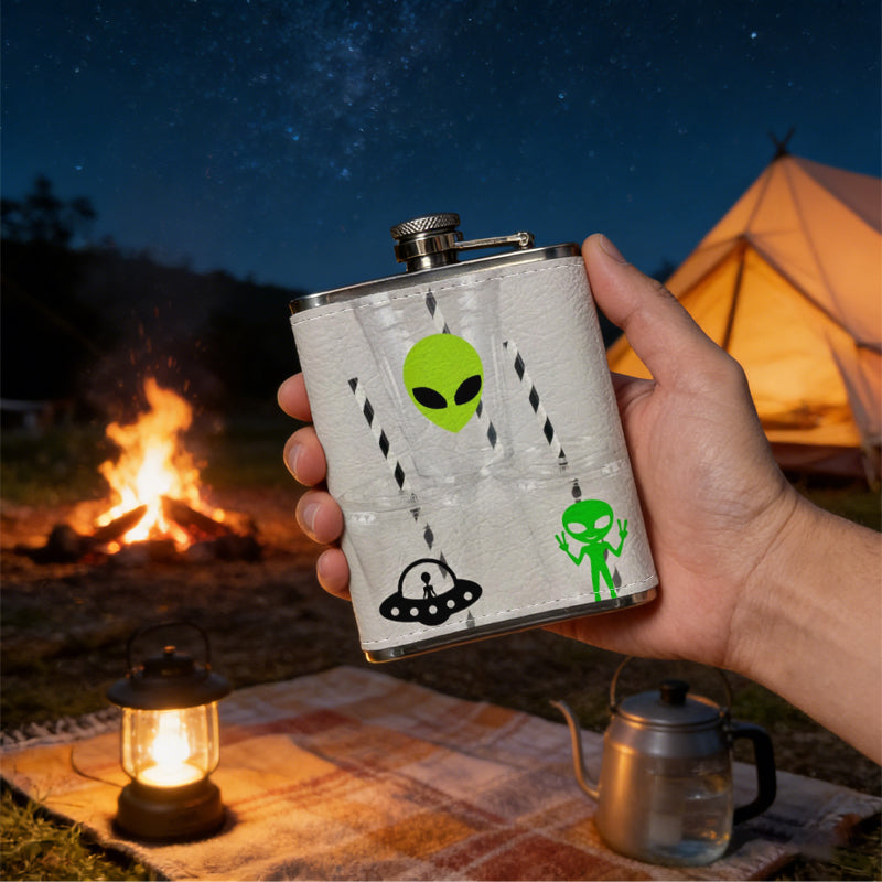 Alien and UFO themed tumblers with straws 304 Stainless Steel 8oz Hip Flask Portable Leak-Proof Pocket Whiskey Flask for Outdoor Camping Hiking