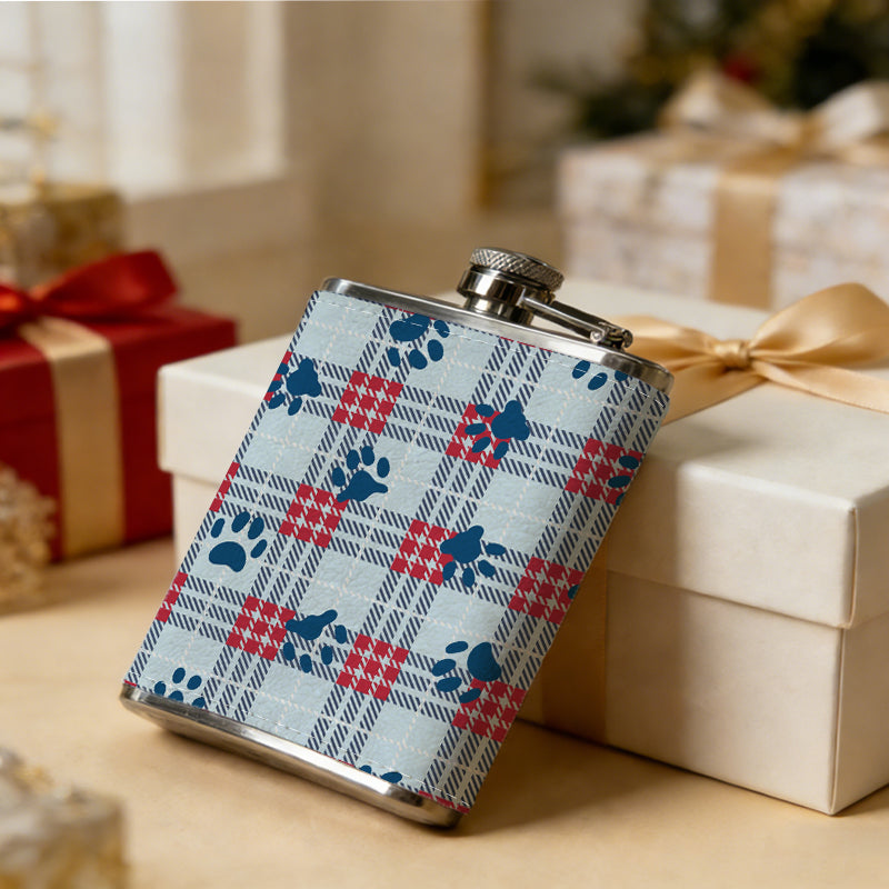 Plaid pattern with paw prints 8oz Hip Flask for Liquor Organizer Case Alcohol Flagon for Travel Portable Leakproof Stainless Steel Wine Bottle Holder  Alcohol Whiskey Drinkware Accessories