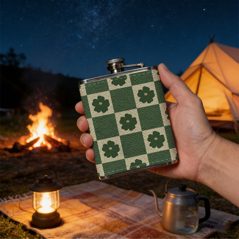 Dark floral checkerboard pattern 8oz Portable Stainless Steel Hip Flask - Juice Flask - Perfect Groomsmen Gift - Unique Whiskey Flask for Men and Women, Wine Pot Metal - Ideal stainless steel flask for all outdoor activities