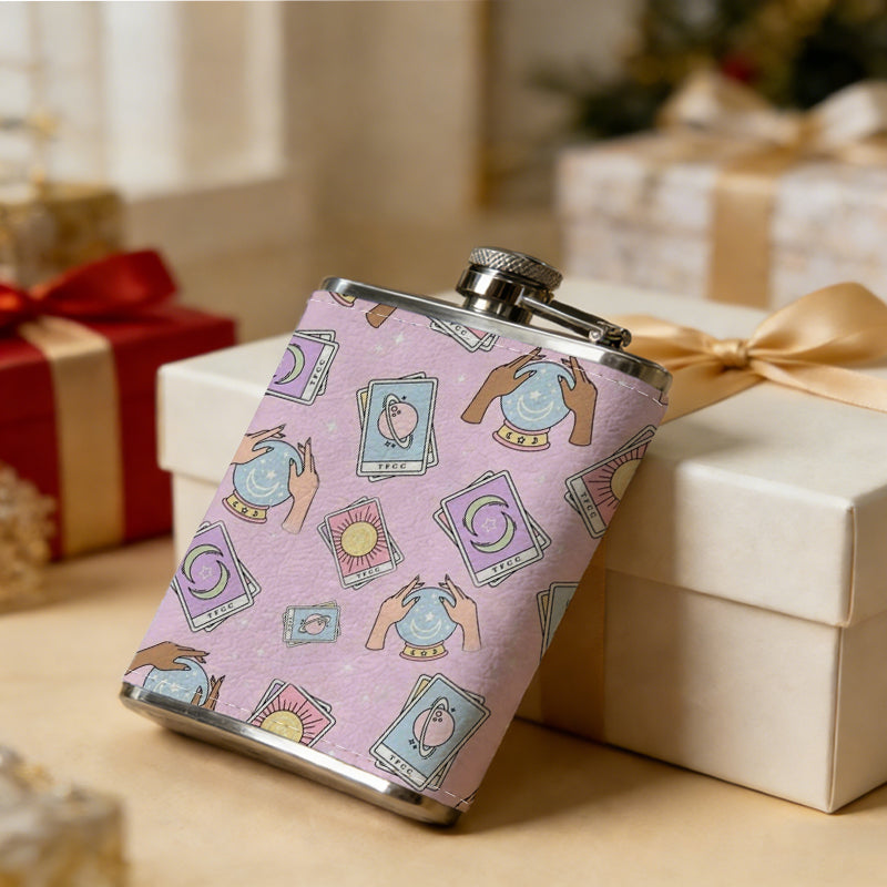 Cartoon banknotes and coins on pink background 8oz Stainless Steel Whiskey Flask with Fashionable pattern print Design - Portable Outdoor Camping & Hunting Flask, Perfect for Tequila, Whiskey, and Spirits - Unique Father'S Day Christmas Gift