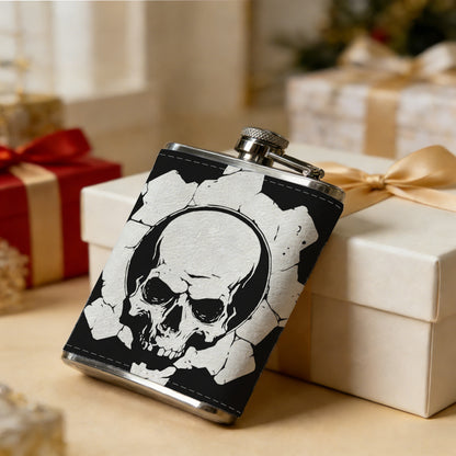 Skull and gear logo 8oz Stainless Steel Flask - Perfect Pocket Whiskey Holder for Men, Ideal Christian Gift for Friends, Colleagues & Brothers