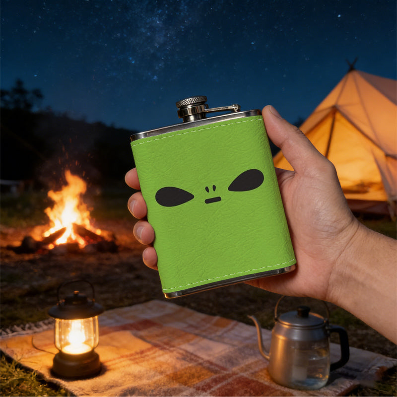 Alien face on green background PU Flask, Men's Personalized Water Bottle, Leather Hip Bottle, Groom Gifts, Groom Suggestions, Wedding Party Favors, Best Christmas Gifts, Christmas Gifts, Christmas, Can Be Used in 4 Seasons