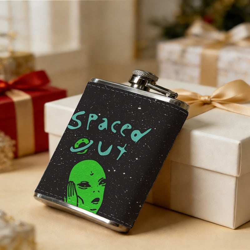 Green alien with text "spaced out" PU Flask, Men's Personalized Water Bottle, Leather Hip Bottle, Groom Gifts, Groom Suggestions, Wedding Party Favors, Best Christmas Gifts, Christmas Gifts, Christmas, Can Be Used in 4 Seasons