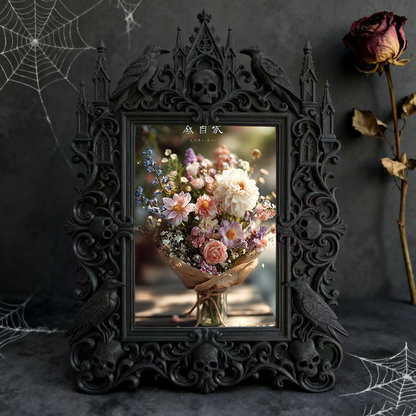 Gothic Dark-style Photo Frame | Retro Horror Movie Night Viewing Corner Decor, Photo Ornament, Wall-mountable & Tabletop, Waterproof Plastic
