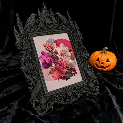 Gothic Dark-style Photo Frame | Horror Game Streamer Background Wall Decor, Photo Ornament, Wall-mountable & Tabletop, Waterproof Plastic Fr