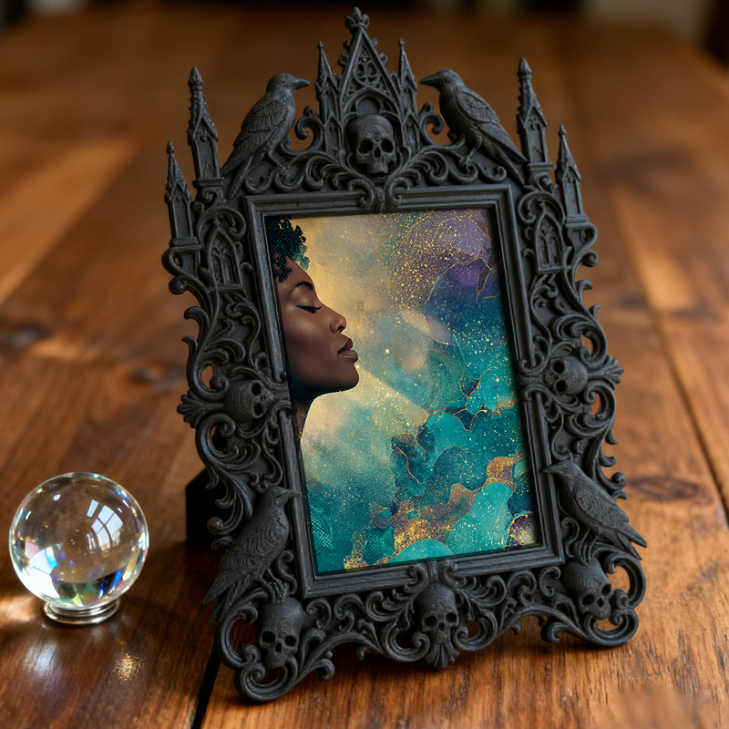 Gothic Dark-style Photo Frame | Halloween Neighborhood Haunt Decor, Photo Ornament, Wall-mountable & Tabletop, Waterproof Plastic Frame