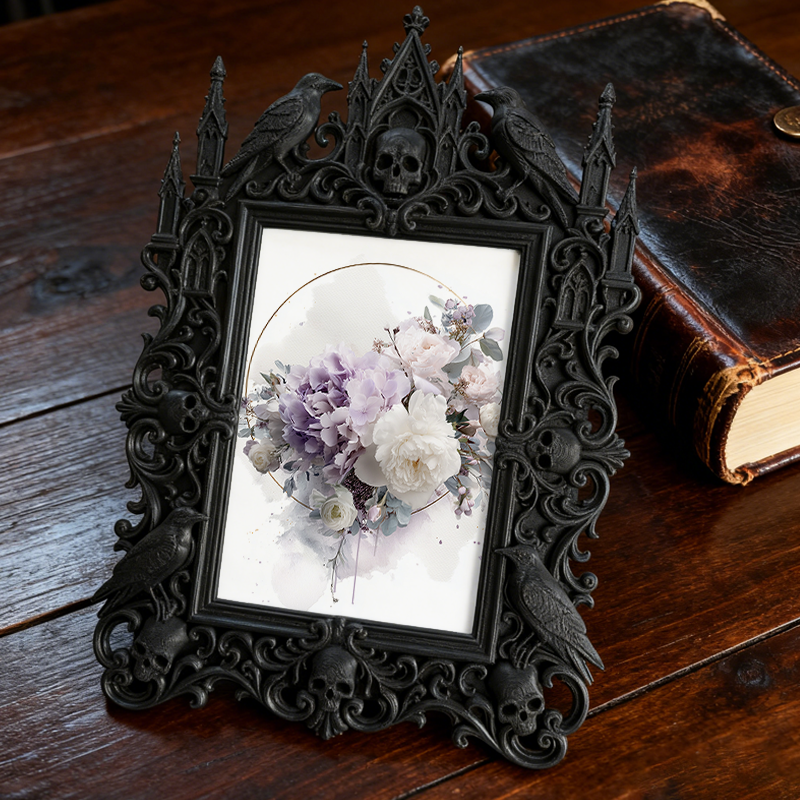 Gothic Dark-style Photo Frame | Halloween Trick-or-Treat Station Decor, Photo Ornament, Wall-mountable & Tabletop, Waterproof Plastic Frame