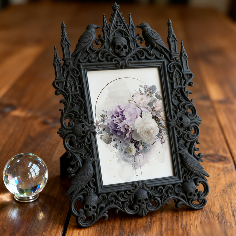 Gothic Dark-style Photo Frame | Halloween Trick-or-Treat Station Decor, Photo Ornament, Wall-mountable & Tabletop, Waterproof Plastic Frame