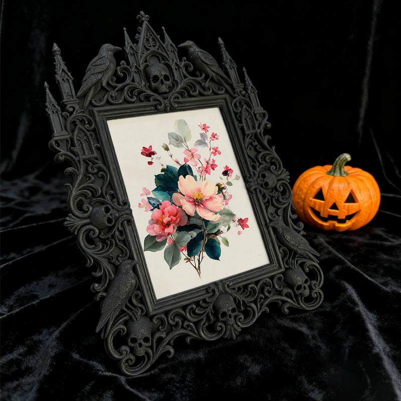 Gothic Dark-style Photo Frame | Retro Horror Movie Night Viewing Corner Decor, Photo Ornament, Wall-mountable & Tabletop, Waterproof Plastic