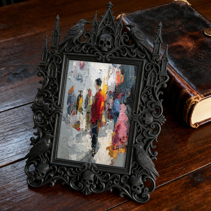 Gothic Dark-style Photo Frame | Gothic Pet Memorial Shrine Decor, Photo Ornament, Wall-mountable & Tabletop, Waterproof Plastic Frame