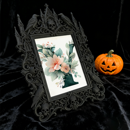 European Court Relief Luxury Frame | New Year Family Gathering Decor, Photo Holder, Court Relief Craft