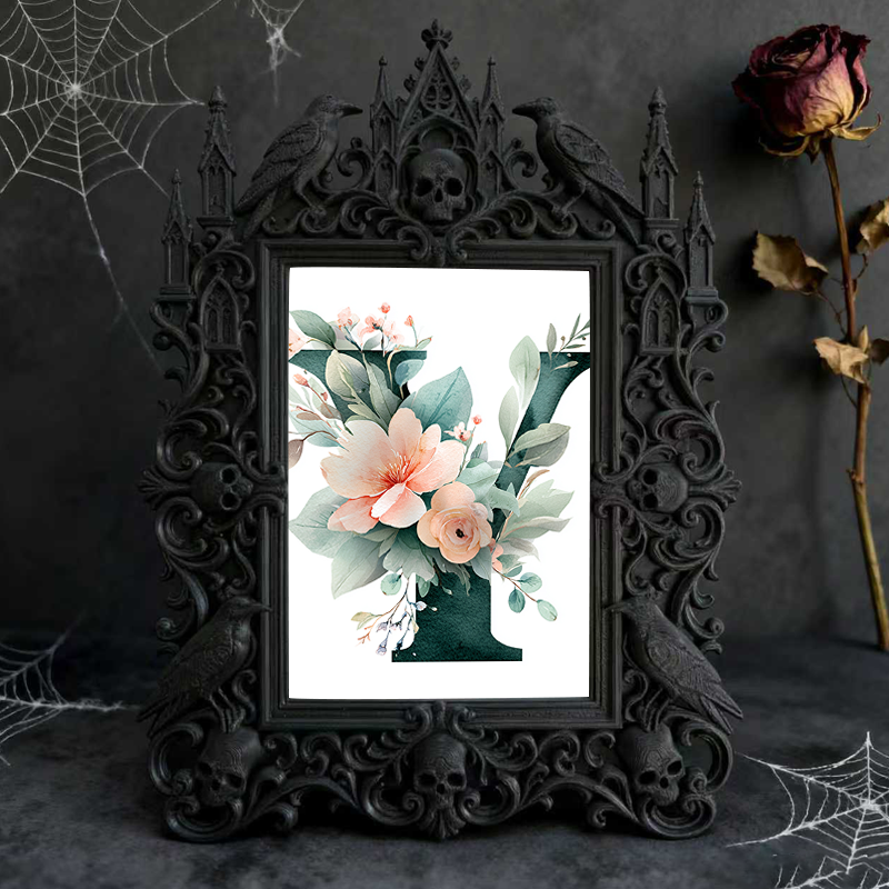 European Court Relief Luxury Frame | New Year Family Gathering Decor, Photo Holder, Court Relief Craft