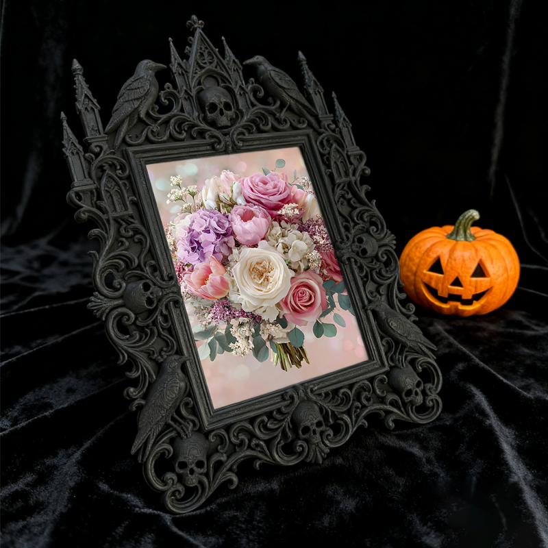 European Court Relief Luxury Frame | Handicraft Shop Shelf Decor, Photo Frame Prop, Court Carved Craft