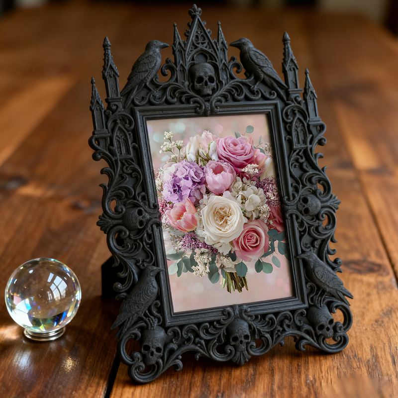 European Court Relief Luxury Frame | Handicraft Shop Shelf Decor, Photo Frame Prop, Court Carved Craft