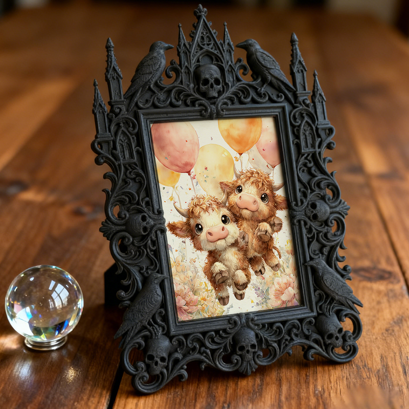 European Court Relief Luxury Frame | Family Reunion Party Decor, Photo Holder, Vintage Palace Luxury Style
