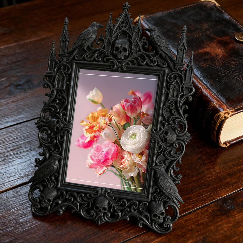 Popular Royal Relief Frame | Community Library Reading Corner Decor, Photo Holder, Warm Court Style