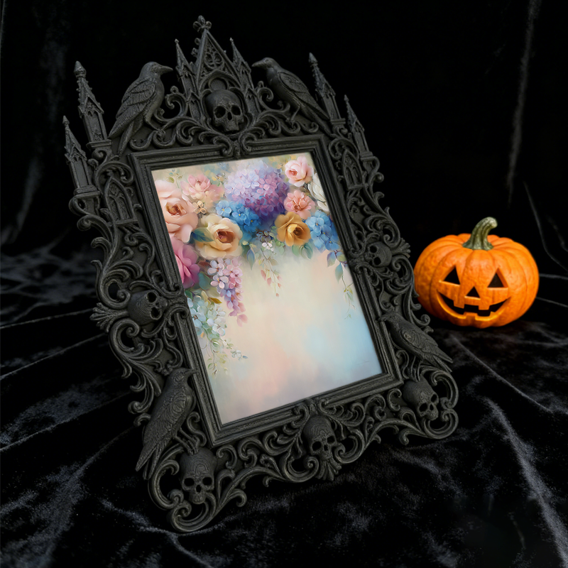 Hot-selling Royal Relief Frame | Wedding Anniversary Dinner Decor, Couple Photo Holder, Luxury Court Craft