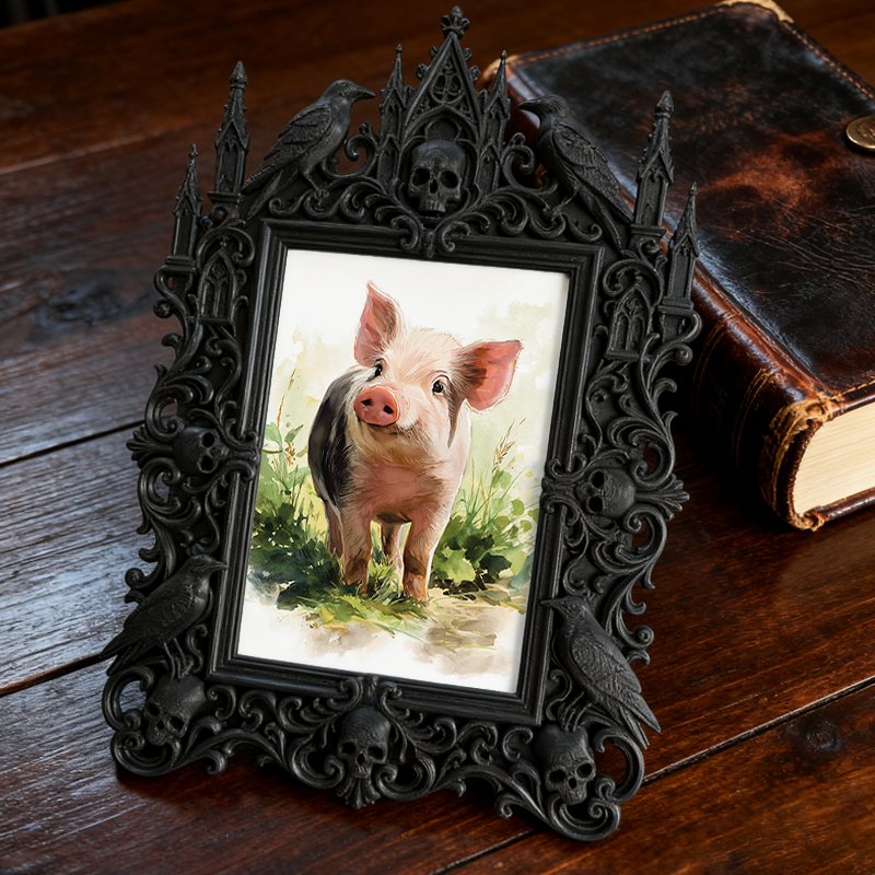 Trendy European Palace Frame | Bookstore Caf茅 Table Decor, Photo Holder, Vintage Noble Relief Design