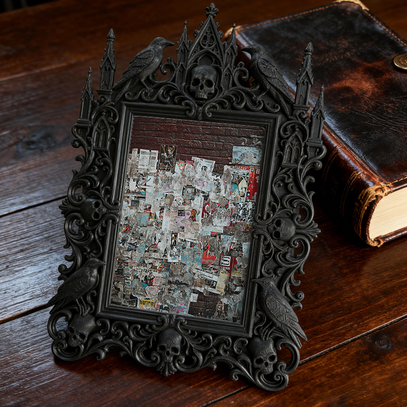 Stylish Gothic Dark-style Photo Frame | Retro Arcade Horror Game Corner Decor, Photo Ornament, Wall-mountable & Tabletop, Waterproof Game-th