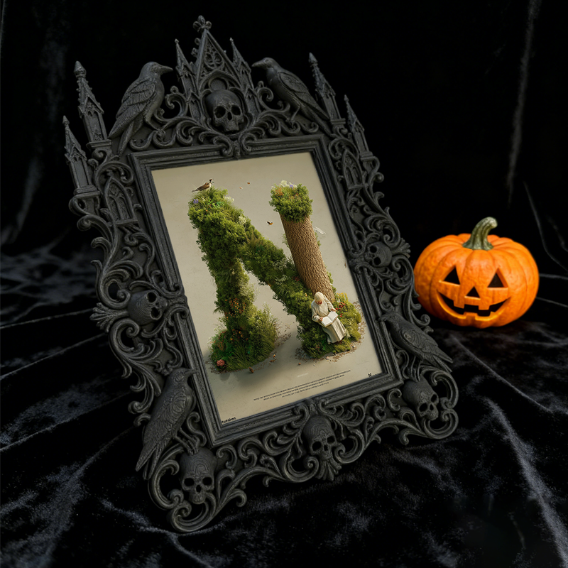 Top-rated Gothic Dark-style Photo Frame | Witchy Halloween Costume Shop Decor, Photo Ornament, Wall-mountable & Tabletop, Waterproof Holiday