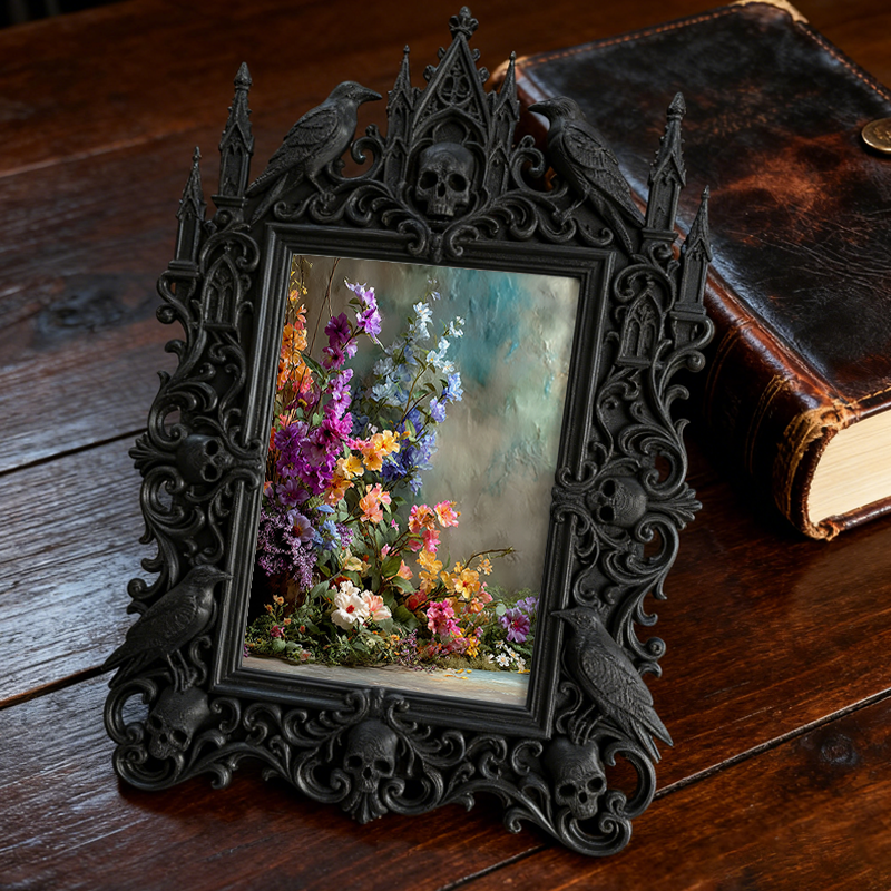 Bold Gothic Dark-style Photo Frame | Dark Floral Dried Bouquet Shop Decor, Photo Ornament, Wall-mountable & Tabletop, Natural Frame