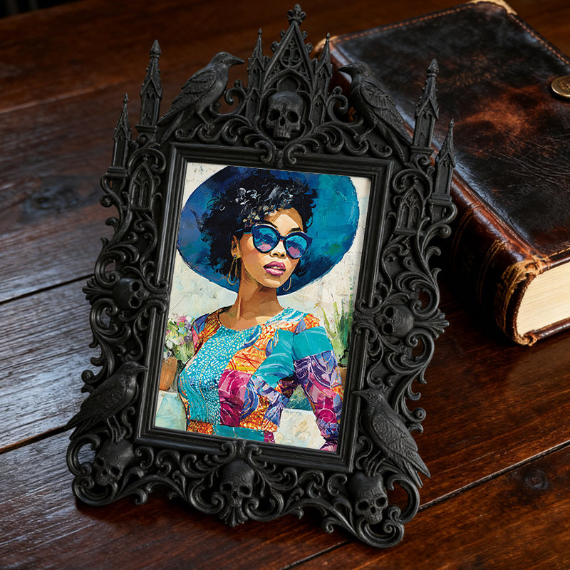 Classy Gothic Dark-style Photo Frame | Horror Movie Poster Shop Decor, Photo Ornament, Wall-mountable & Tabletop, Display-grade Frame