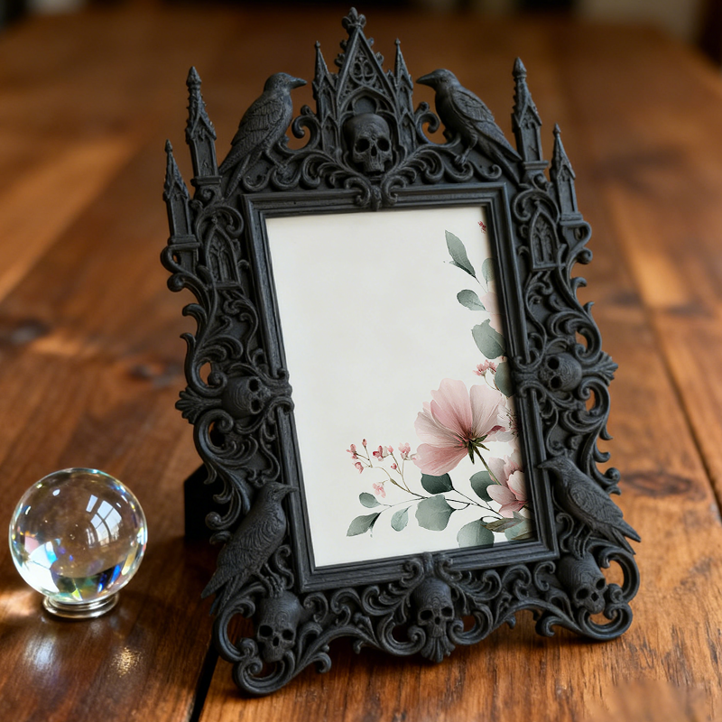 Distinctive Gothic Dark-style Photo Frame | Witchy Crystal Skull Shop Decor, Photo Ornament, Dual-use Display, Sparkly Frame