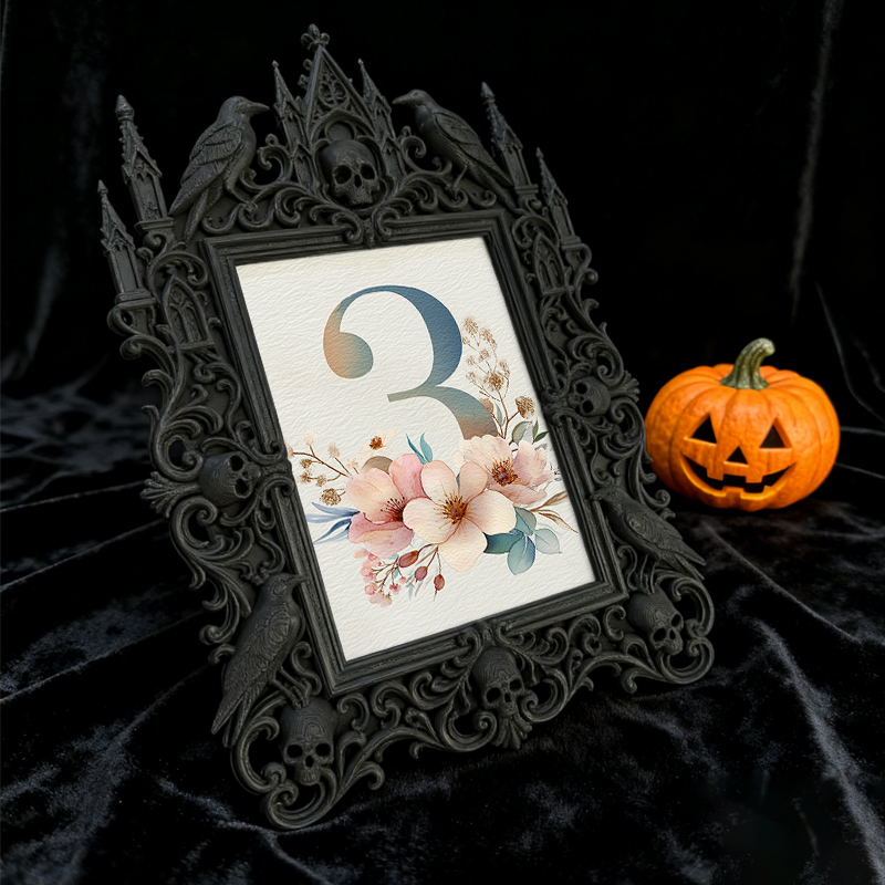 Edgy Gothic Dark-style Photo Frame | Dark Dried Botanical Shop Decor, Photo Ornament, Wall-mountable & Tabletop, Natural Frame
