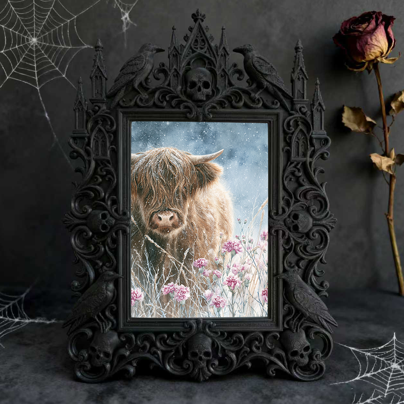 Collector’s Gothic Dark-style Photo Frame | Vampire Masquerade Mask Shop Decor, Photo Ornament, Dual-use Display, Festive Frame