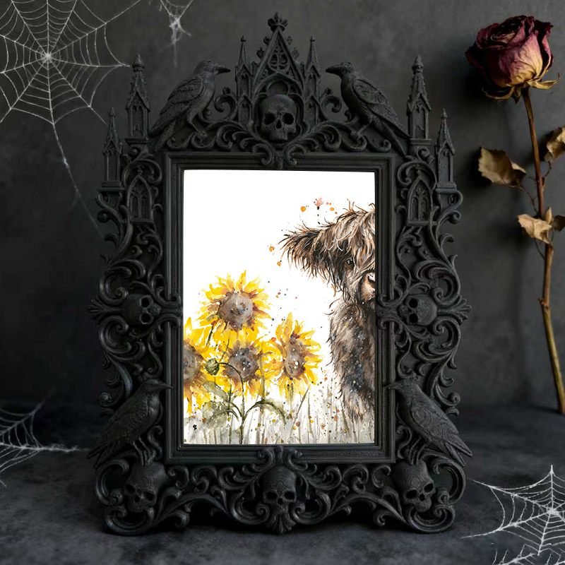 Edgy Gothic Dark-style Photo Frame | Dark Academia Sketchbook Shop Decor, Photo Ornament, Wall-mountable & Tabletop, Artistic Frame