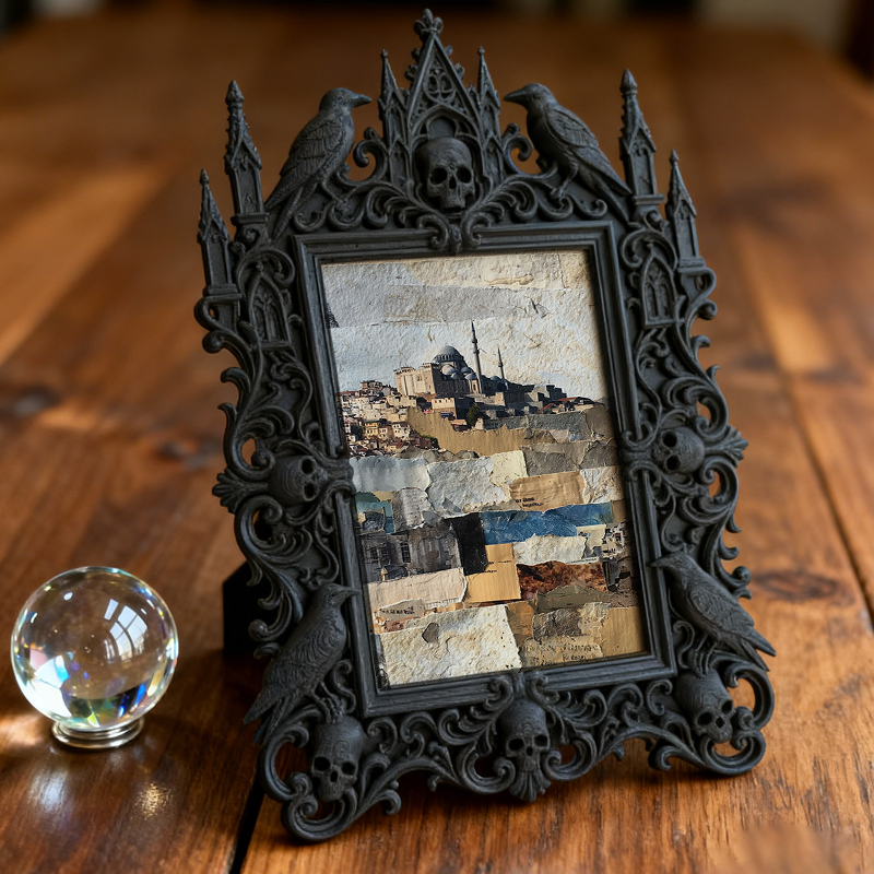 Sophisticated Gothic Dark-style Photo Frame | Ghost Tour Souvenir Stand Decor, Photo Ornament, Wall/Table Dual-use, Professional Frame