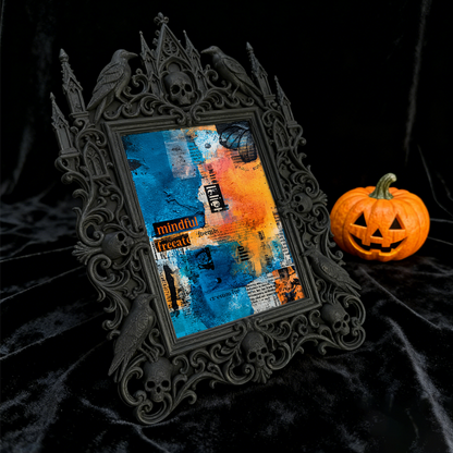 Hot-selling Gothic Dark-style Photo Frame | Vampire-themed Café Wall Decor, Photo Ornament, Dual-use Display, Retro Plastic Frame