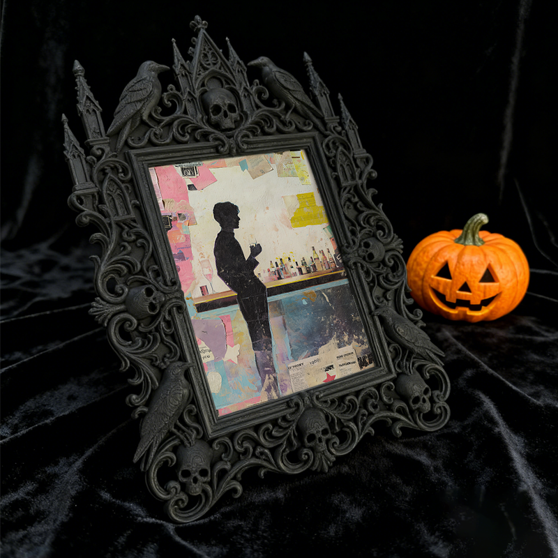 Hot-selling Gothic Dark-style Photo Frame | Gothic Bar Counter Decor, Photo Ornament, Dual-use Display, Retro Plastic Frame