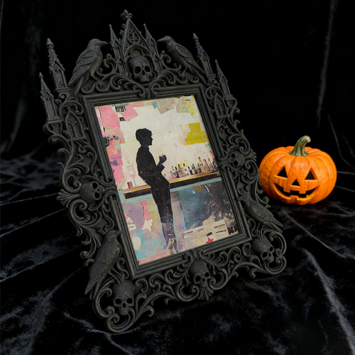 Hot-selling Gothic Dark-style Photo Frame | Gothic Bar Counter Decor, Photo Ornament, Dual-use Display, Retro Plastic Frame