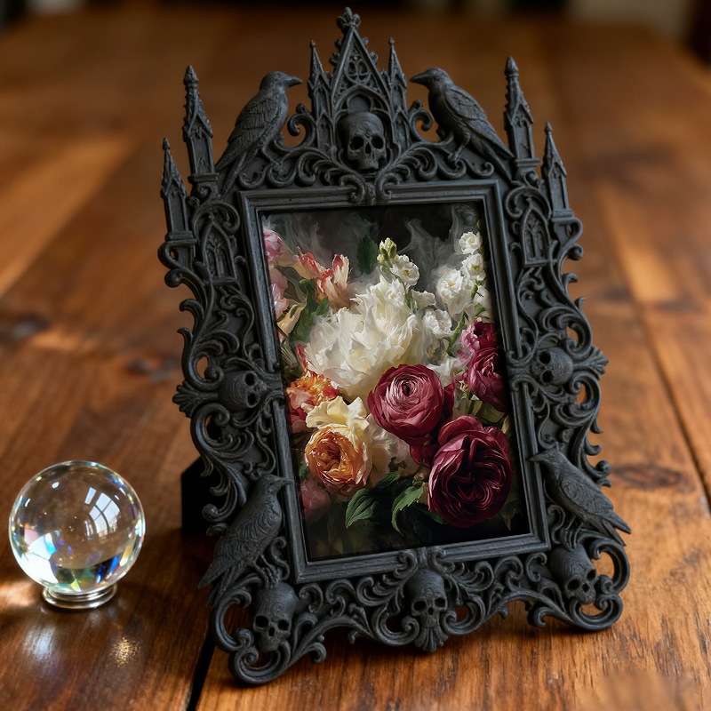 Distinctive Gothic Dark-style Photo Frame | Witchy Tarot Card Shop Decor, Photo Ornament, Wall-mountable & Tabletop, Portable Frame